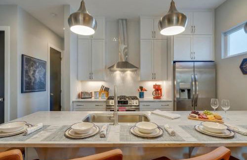 New NashVegas Downtown Rooftop City Views 13Beds - Foto 16