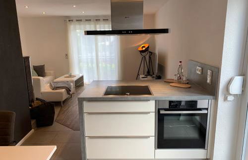 FeWo Lina - Komfortwohnung mit Badewanne, Kamin & Klima - Foto 9