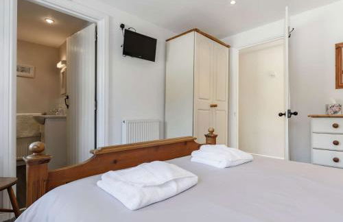 2 Bed in Cambrose oc-forgm - Photo 8