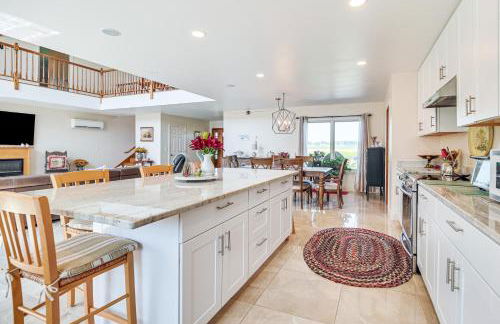 Grill Out, Play Pool Huge Home on Lake Champlain! - Foto 12