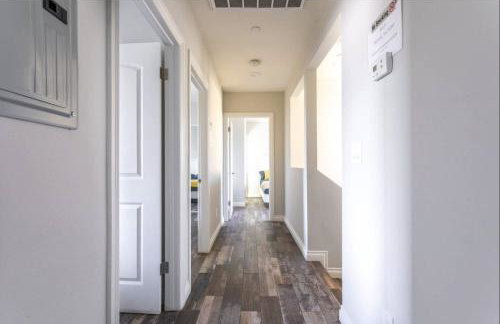 Cheerful 5BR house with parking near USC - Photo 13