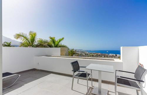 Villa Eleonora, Luxury Villa with Heated Pool Ocean View in Adeje, Tenerife - Foto 55