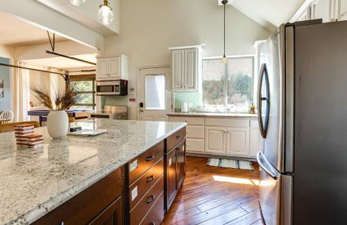 Infinity Edge Pool and Fire Pit Spicewood Getaway! - Foto 9