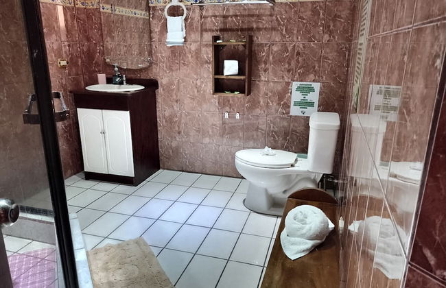 Natural Pacific Suites - Photo 10