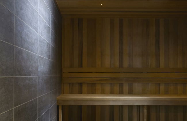 Shadow Play by Peppers - Photo 50