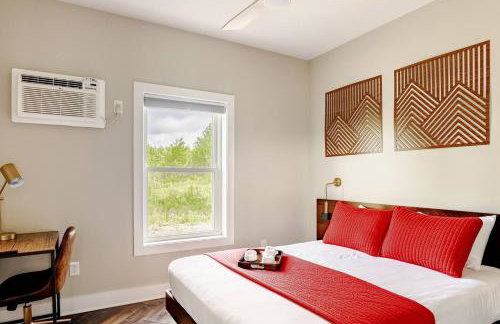 Altmar's Premier Luxury Cabin with 3000sf Mini Golf - Foto 10