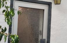 Vieja Casita de huespedes con Escaleras - Foto 8