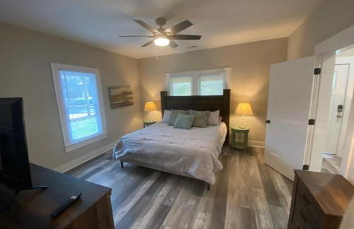 Lincolnton Rail Trail Downtown Family Home - Newly Renovated Walk to Main St and Splash Park - Photo 10