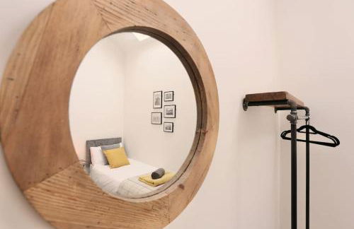 Stunning Coach House with two bedrooms and parking - Foto 12