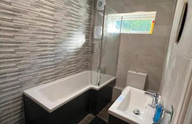 Cosy, Modern Home Near BHX, NEC and City Centre - Foto 15