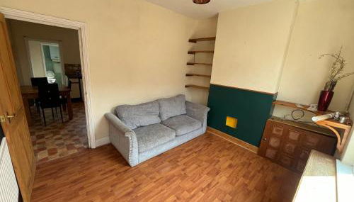 2 bedroom house in NG7 - Foto 3