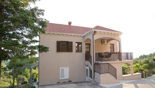 Spacious Apartment, Private Terrace in the Countryside, Wi-fi and Parking - Foto 2