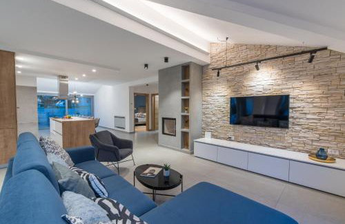 Villa Aurelia near Labin for 9 persons with heated 60 m2 pool, wellness & kids playground - Foto 9