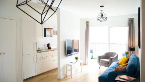 Home2Book Modern Center Apartment With Terrace - Foto 1