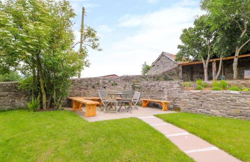 The Old Farmhouse, Upper Pitts - Photo 42