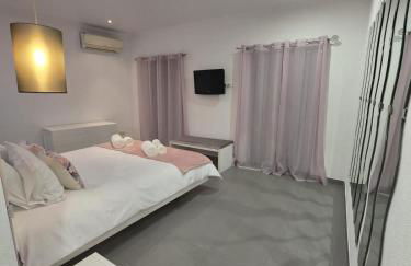 AL Manas Pereira - Photo 20