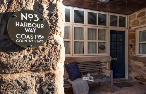 Harbour Way Cottage by Coast & Country Stays - Photo 37