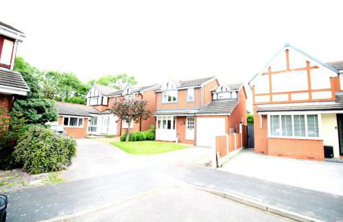 3 Bed Detached - Sleeps 5 - Private Garden & Parking Plus Garage - Quiet Cul De Sac Location - Dog Friendly - Fast Wifi - Close to Motorway Access - Foto 31