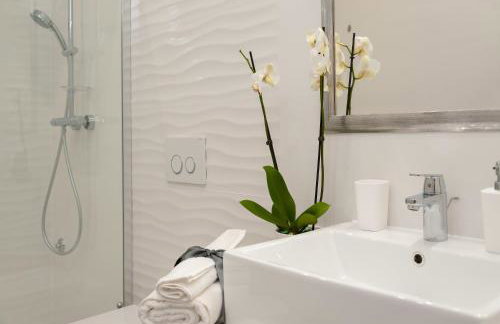 The Beach Apartments - Photo 25