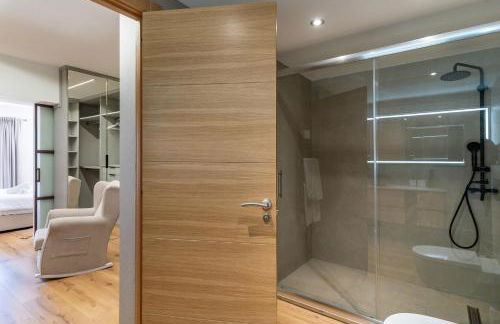 Villa con Piscina, BBQ y habitaciones ensuite by Can Panxo - Foto 33