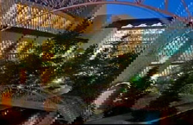 Chic Downtown Farmhouse With Garden and BBQ Grill - Foto 28