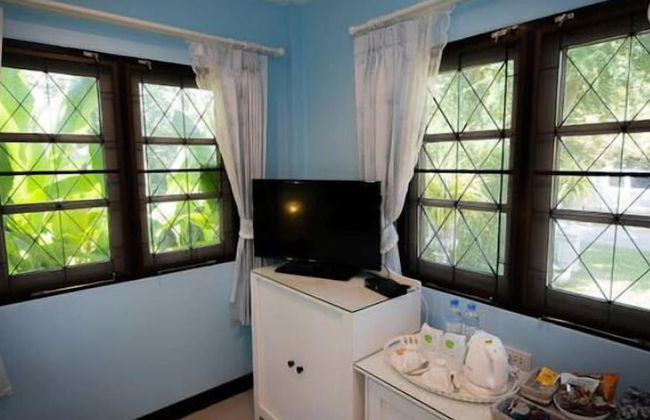 Tharnrarin Villa Suphan Buri - Photo 33