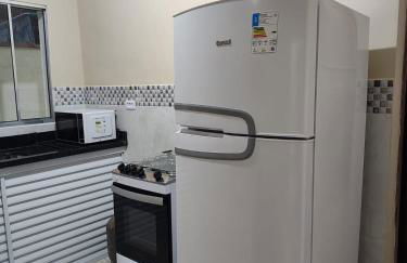 Casa para Famílias e Grupos com Ar-condicionado, Churrasqueira e estacionamento próximo em Praia Grande - Foto 55