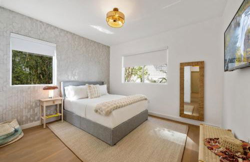 Lux Designer Apt 2BR and 2BA in the Heart of MIA Beach - Foto 26