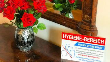 "Casa20200" 2 x Apartments je 150qm für Business, Familien, Gruppen, Handwerker 15min von BERLIN, Erdbeerhof, Outlet B5, 5min vom See Falkensee !! 2 Apartment each 150qm for BUSINESS , FAMILIES 15min from BERLIN!! - Foto 5