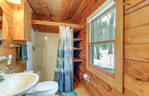 2 Mi to Boat Ramp Log Cabin in New Hampshire - Foto 11