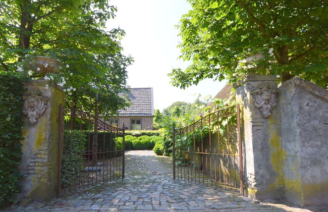 Grand Holiday Home in Alphen with Sauna & Hot Tub - Foto 39