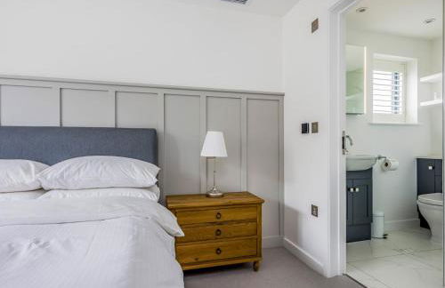 Modern Stylish Bosham Home - Pass The Keys - Foto 43