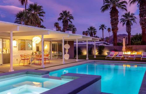 As seen on HGTV Desert Flippers The Pink Door - Foto 46