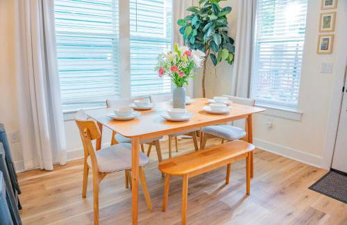 The Royal Crane Suite Newly Built Upscale Central - Photo 24