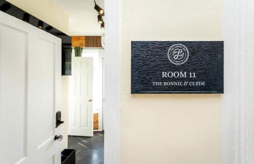 Romantic Historic Inn Suite with Mountain Views in Luray, Virginia - Foto 11