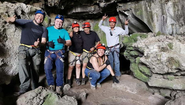 Explorando las cavernas