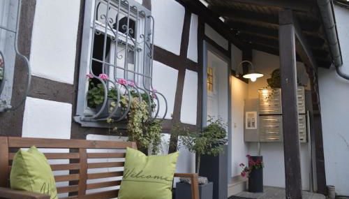 Stilvolle Altbauwohnung, Apartment Feder & leicht - Foto 2