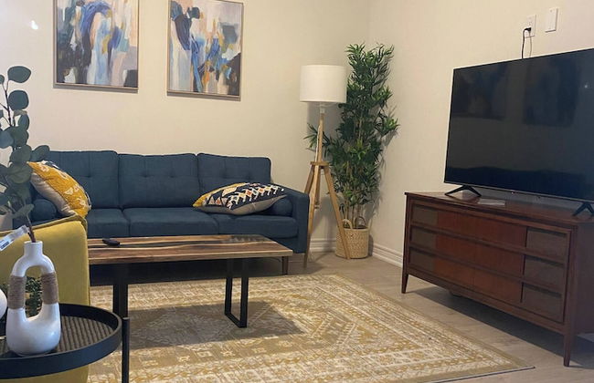 Luxurious Town House With x2 Cars Garage No01 - Foto 9