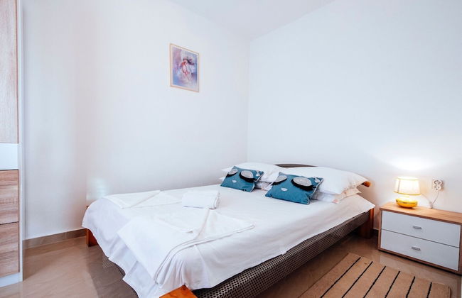 Beautiful Holiday Home in Maslenica Near Beach" - Foto 11