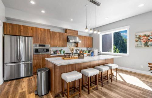 Modern Fortress w with 4 Decks AC in all rooms Gym - Foto 10