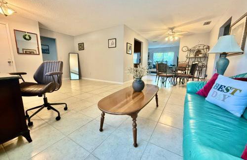 Boutique Stay - Near Beach, PSP4, Billiard or PingPong, Fire Pit, Private Yard - Foto 17