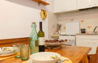 Graziosa Casetta Con Camino In Pietra e Giardino - Foto 13