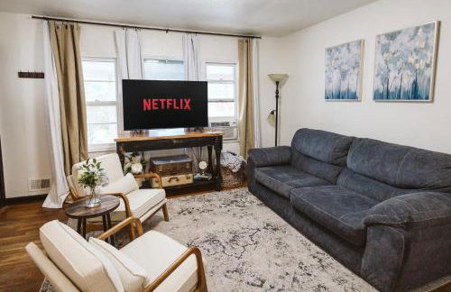 Amazing Escape King Bed BSU Parking Fire Pit - Photo 4