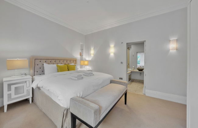 The Knightsbridge Residences - Photo 13