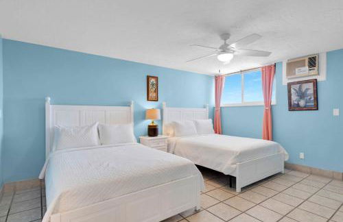 Andros - Spacious 2x2 Waterfront Condo - Photo 16