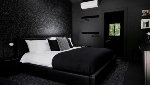 The Norsdale plus CMYK Motel on 10 acres in Phoenicia - Photo 5