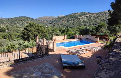 El Molar - Photo 3