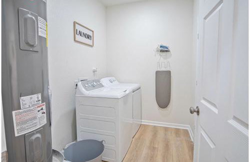 Perfect Spot to Relax 4br/3ba Near Dtown Hemisfair - Foto 28