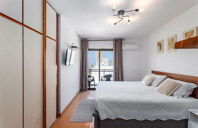 (902-B) Studio com Vista Mar e Comodidades - Foto 3