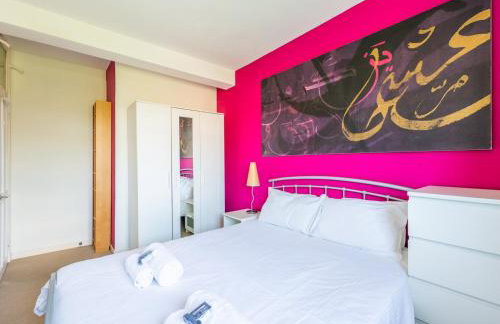 Cozy 4-Bed with Garden in Trendy Stoke Newington - Pass the Keys - Foto 5